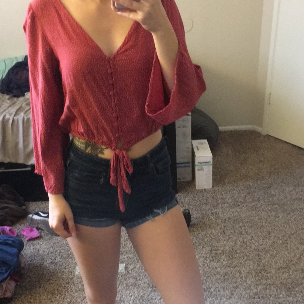 American eagle red crop top long sleeve